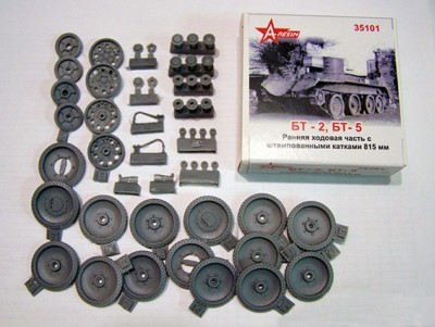A-resin 35101 БТ-2,БТ-5  Ходовая часть с   опорными катками  815см (раняя) 1/35