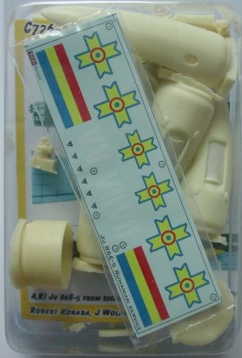 Kora Model C7264 Ju 86E-5 Romanian service - Conv.set (ITAL) 1/72