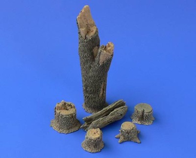 Hauler HLX48399 Tree Trunks &amp; Stupms (resin set) 1/48