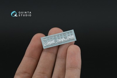 Quinta Studio QMS24006 Хромированные шильды Mazda/Efini RX-7FD 1/24