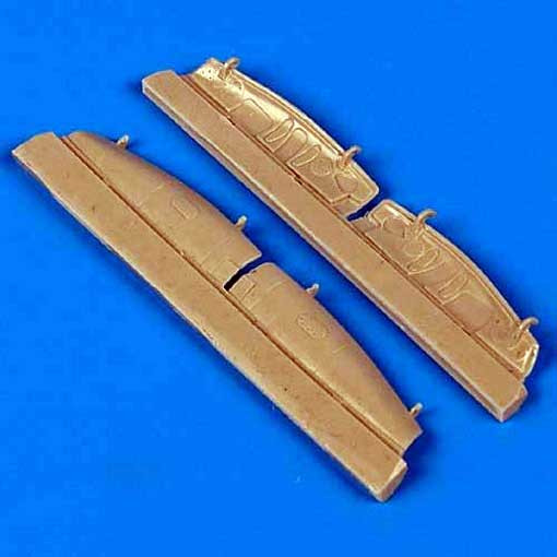 QuickBoost QB72121 Mosquito underccarriage covers 1/72