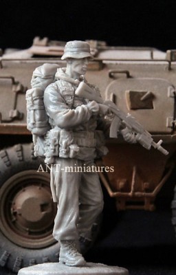 ANT 35-131 Боец спецназа, Россия 1:35