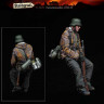 Stalingrad 3225 Гренадер СС с карабином на танке 1/35
