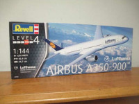 Revell 03938 Самолёт пассажирский Airbus A350-900 авиакомпании Lufthansa 1/144