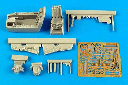 Aires 4552 Yak-38M Forger A (late production) cockpit set 1/48