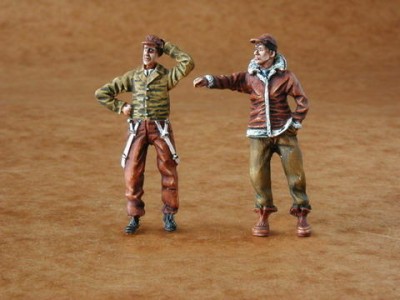 CMK F48095 U. S. Army mechanics WWII (2 fig. ) 1/48
