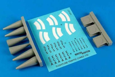 Aerobonus 320027 Aircraft warning cones 1/32