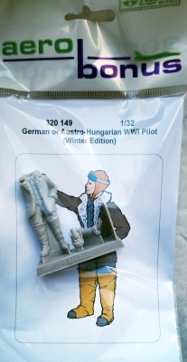 Aerobonus 320149 German or Austro-Hungarian WWI Winter Pilot фигурка 1/32
