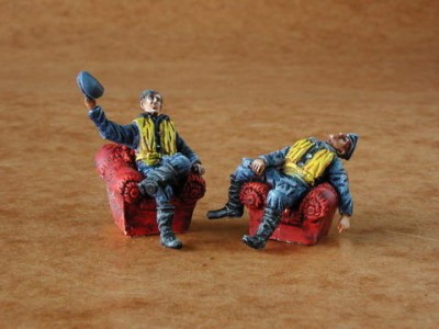 CMK F48096 German pilots WWII at rest (2 fig. ) 1/48