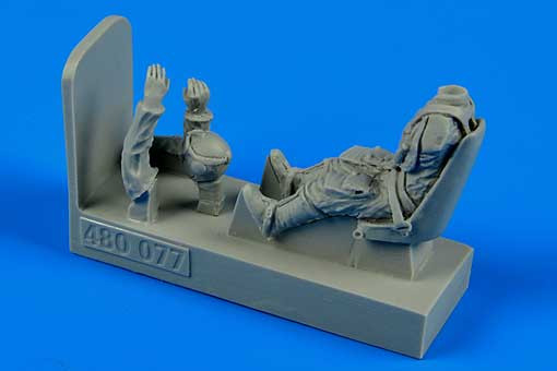 Aerobonus 480077 German WWII Luftwaffe pilot with seat for Bf 109E 1/48