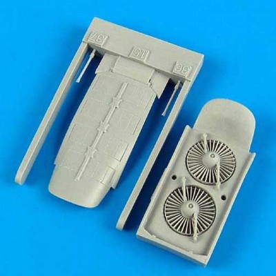 QuickBoost QB48448 Yak-38 Forger correct vertical engine &amp; cover 1/48
