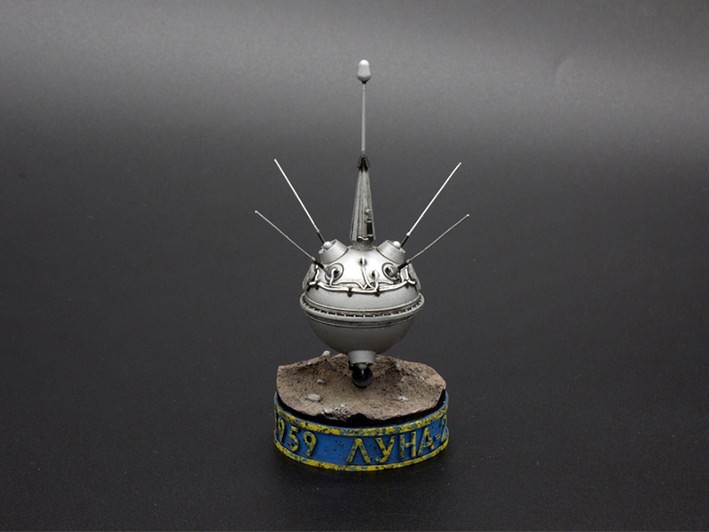 Red Iron Models RIM35036 Советская АМС "Луна-2" 1/35