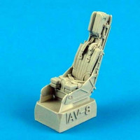 QuickBoost QB48522 AV-8B Harrier II seat with safety belts 1/48