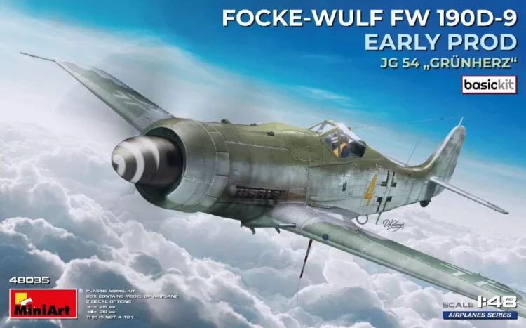 Miniart 48035 FW 190D-9 Early Prod JG 54 'Grunherz' (BASIC) 1/48