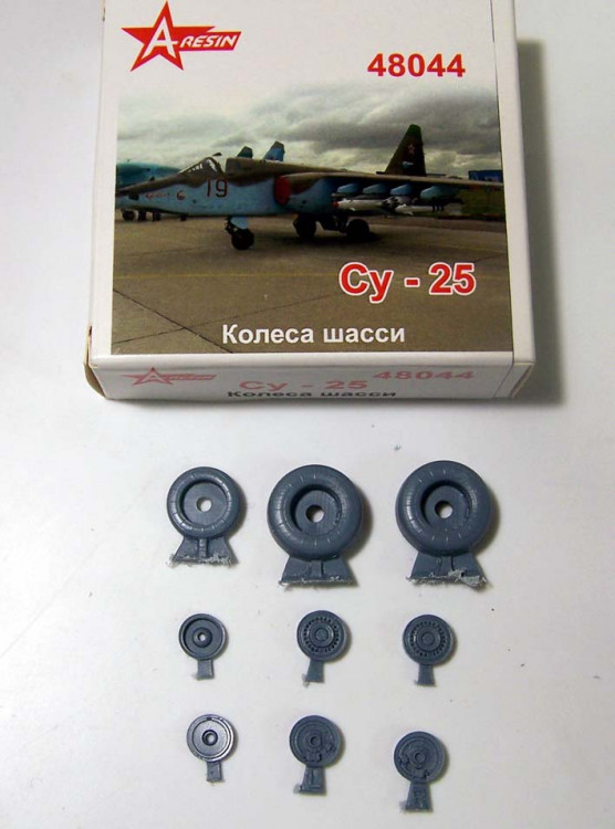 A-resin 48044 Су-25 колеса шасси 1/48