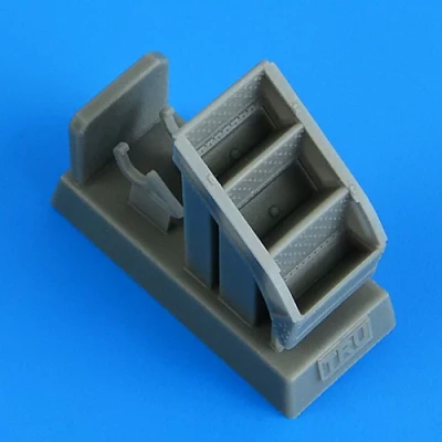 QuickBoost QB49056 Mil Mi-8MT/Mi-17 entry stairs (TRUMP) 1/48
