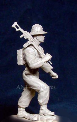 ANT 35-050 Пулеметчик ВДВ. Афганистан 1979-89., 1 фигура.