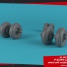 Armory ARAW72344 Sikorsky CH-53E/CH-53G Sea Stallion wheels with weighted tires, late 1/72