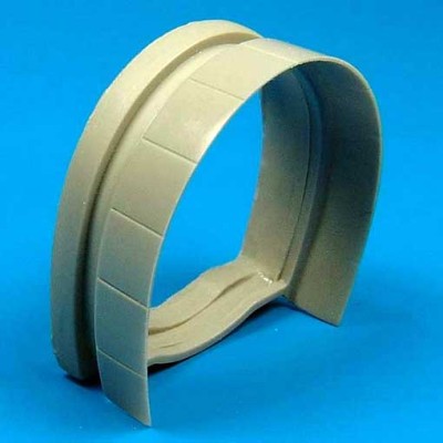 QuickBoost QB48017 P-47D-5/6-RE cowl flaps-closed position 1/48