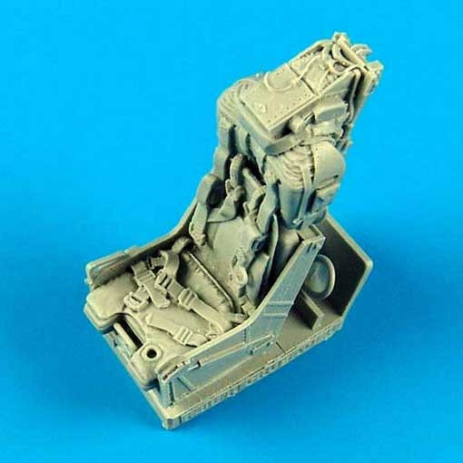 QuickBoost QB32140 F-8 Crusader ejection seat with safety belts 1/32