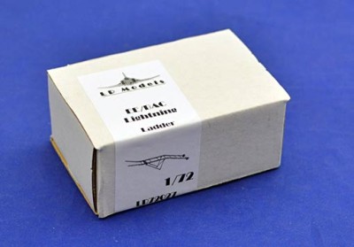 LP Models 72027 EE/BAC Lightning Ladder 1/72