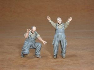 CMK F48104 EU mechanics (present) (2 fig. ) 1/48