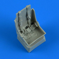 QuickBoost QB32223 P-51B Mustang seat with safety belts 1/32