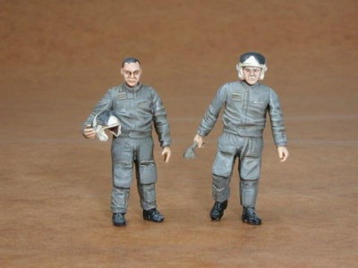 CMK F48105 EU jet pilots (present) (2 fig. ) 1/48
