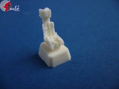Pavla Models S72013 LC II 1:72