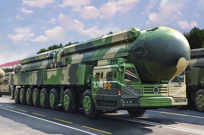Hobby Boss 82963 Пусковой комплекс с МБР DF-41 1/72