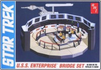 AMT 1270 Star Trek U.S.S. Enterprise Bridge 1/32
