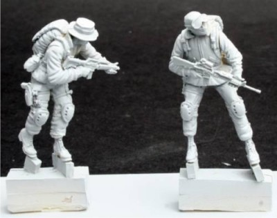 CMK F35193 US NAVY Seals (2 fig. ) 1/35
