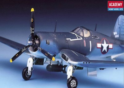 Academy 12457 F4U-1 1/72