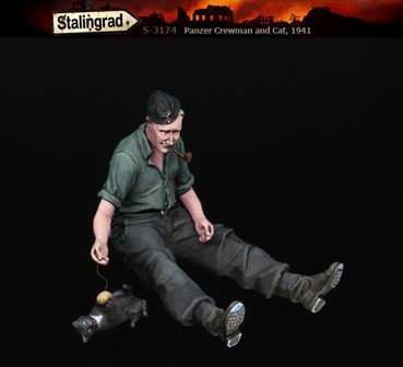 Stalingrad 3174 Panzer Crewman and Cat 1:35