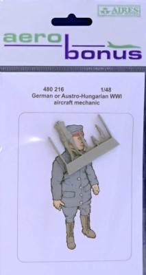 Aerobonus 480216 German or Austro-Hungar.aircraft mechanic WWI 1/48