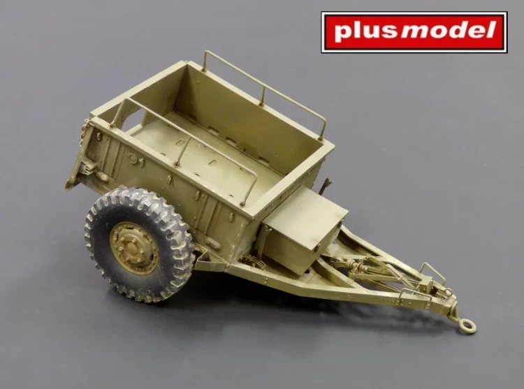 Plusmodel M-492 US ammunition trailer M10 1/35