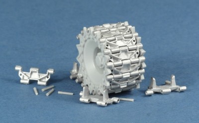 Master Club MTL-35046 Траки для MT-ЛБ / 2С1 &quot;Гвоздика&quot; поздний тип (РМШ) 1/35