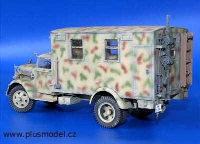 Plus model 108 Opel Blitz Radio Car - Conversion Set 1:35