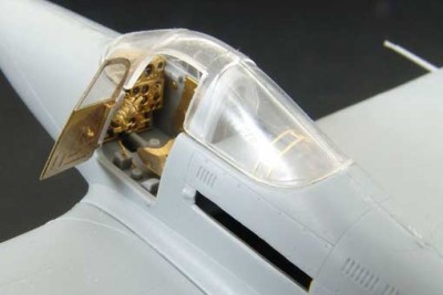 Brengun BRL72032 XFL - 1 Airabonita (RS models) 1/72