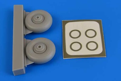 Aires 7344 Beaufighter wheels &amp; paint masks 1/72