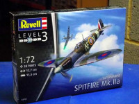 Revell 03953 Самолет истребитель Spitfire Mk.IIA 1/72