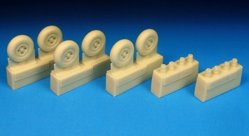 Barracuda Studios BCR72341 Supermarine Spitfire Four Slot Mainwheels - 3 Pack. For the modeler who can't get enough of building Spitfires in 72nd scale, 1/72