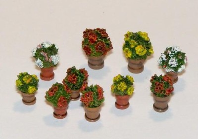 Plus model 380 Flowers in flowerpots 1:35