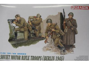Dragon 6019 Солдаты Красной Армии, Берлин 1945 1/35