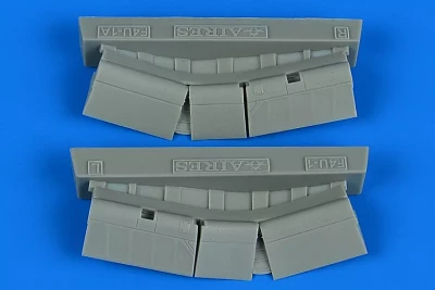 Aires 7383 F4U-1A Corsair flaps (TAM) 1/72