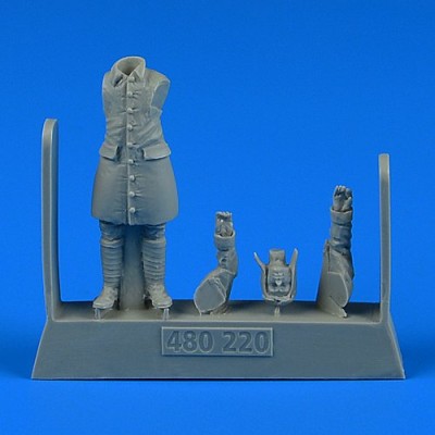 Aerobonus 480220 Royal Flying Corps (RFC) WWI Pilot with map 1/48