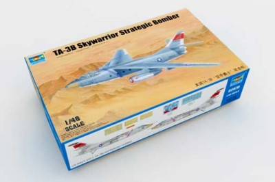 Trumpeter 02870 Стратегический бомбардировщик TA-3B Skywarrior 1/48