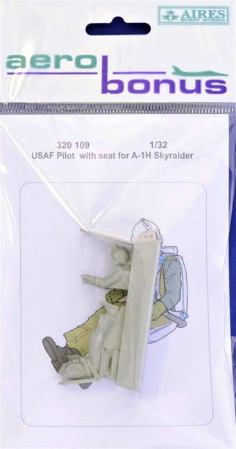 Aerobonus 320109 USAF Pilot w/ seat for A-1H Skyraider 1/32