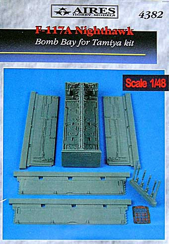 Aires 4382 F-117A Nighthawk bomb bay 1/48