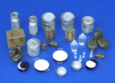 Plus model 116 Equipment of German Kitchen - Crockery, WWII 1:35